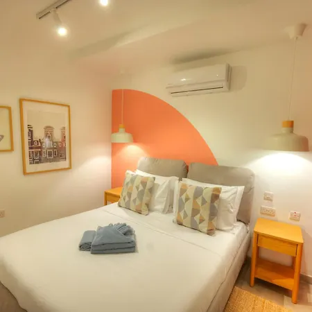 Chic, Bright And Modern 3 Bedrooms Kbas1-1