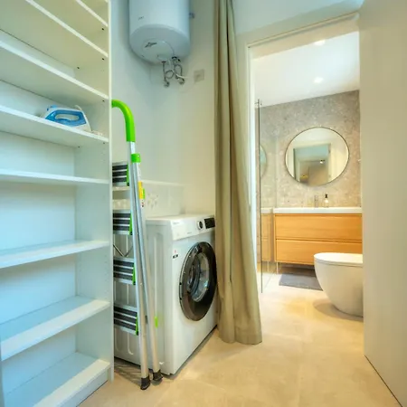 Apartmán Chic, Bright And Modern 3 Bedrooms Kbas1-1