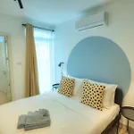 Chic, Bright And Modern 3 Bedrooms Kbas1-1 *