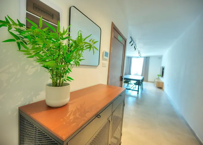 Apartamento Chic, Bright And Modern 3 Bedrooms Kbas1-1 Gzira