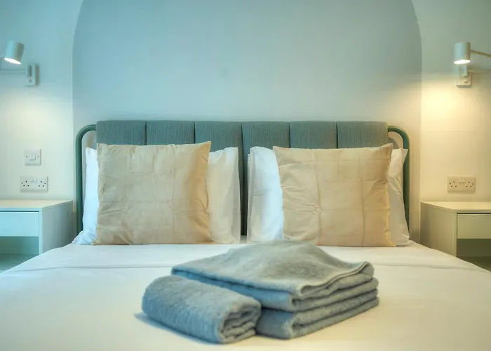 Appartement Chic, Bright And Modern 3 Bedrooms Kbas1-1