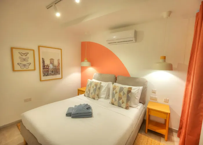 Chic, Bright And Modern 3 Bedrooms Kbas1-1