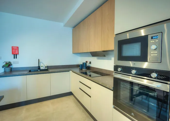 Chic, Bright And Modern 3 Bedrooms Kbas1-1 Gzira